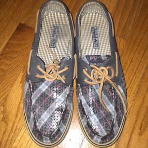Sperry boat shoes blue and pink